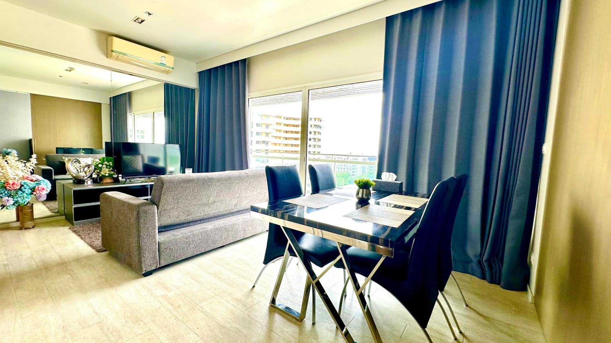 Veranda Residence pattaya By Sea Pantai Jomtien Bagian luar foto